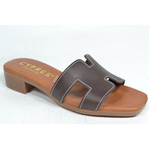 CYPRES Muil/Slipper Bruin