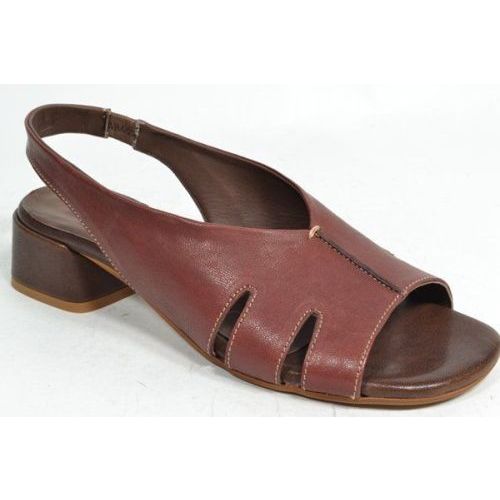 MAT:20 Sandaal Bruin