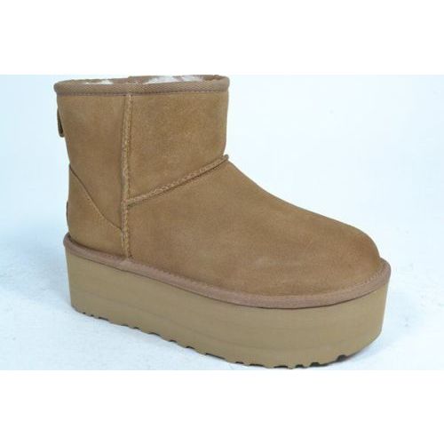 UGG Boots Cognac