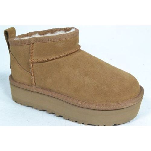 UGG Boots Cognac UGG Boots Cognac